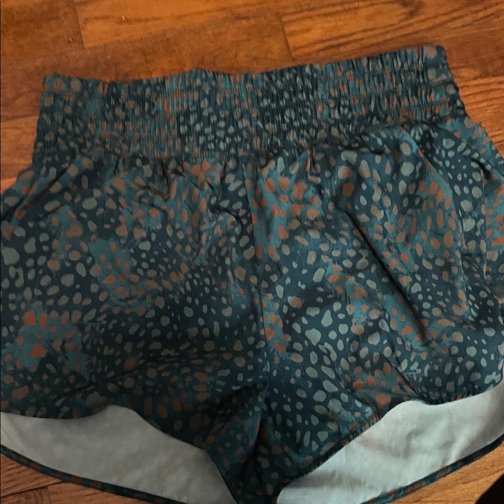 Old Navy Women's Athletic Shorts - Blue and Gray Pattern